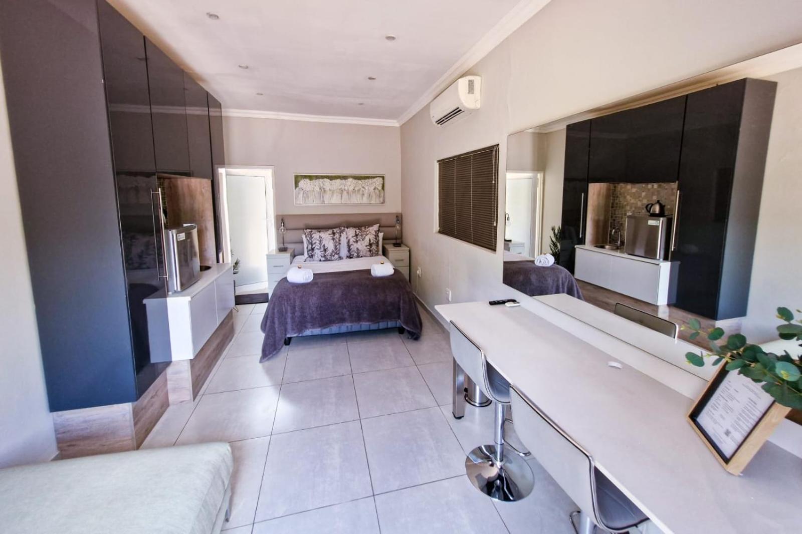 Parkhill Luxury Accommodation 布隆方丹 外观 照片